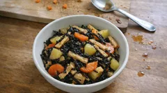 감자 넣어 든든한 히지키(톳) 조림—유부까지 더해 밥도시락 반찬으로 좋아요