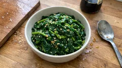 시금치 참깨무침, 3:2:1 황금비율로 고소하게 딱 맞추는 레시피