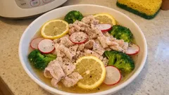 레몬 시로다시에 담가 더 산뜻하게—돼지 샤브·브로콜리 오히타시 레시피