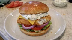 겉바속촉 흰살생선 프라이로 만드는 수제 피시버거—타르타르 소스까지 한 번에