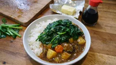 카레가 더 맛있어지는 버터 시금치 소테—3단계로 간단하게