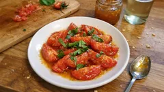 토마토 1개로 완성: 오렌지 마멀레이드로 산뜻하게 볶는 토마토 바질 사이드