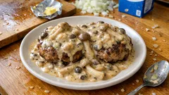 버섯 듬뿍 크림소스 함박스테이크: 우유만 있어도 부드럽게 완성