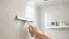 욕실 곰팡이, 세제 바꾸기 전 샤워 후 3스텝 루틴부터