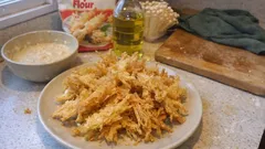 바삭함이 살아나는 에노키버섯 튀김(덴푸라) — 반죽은 얇게, 바로 튀기기